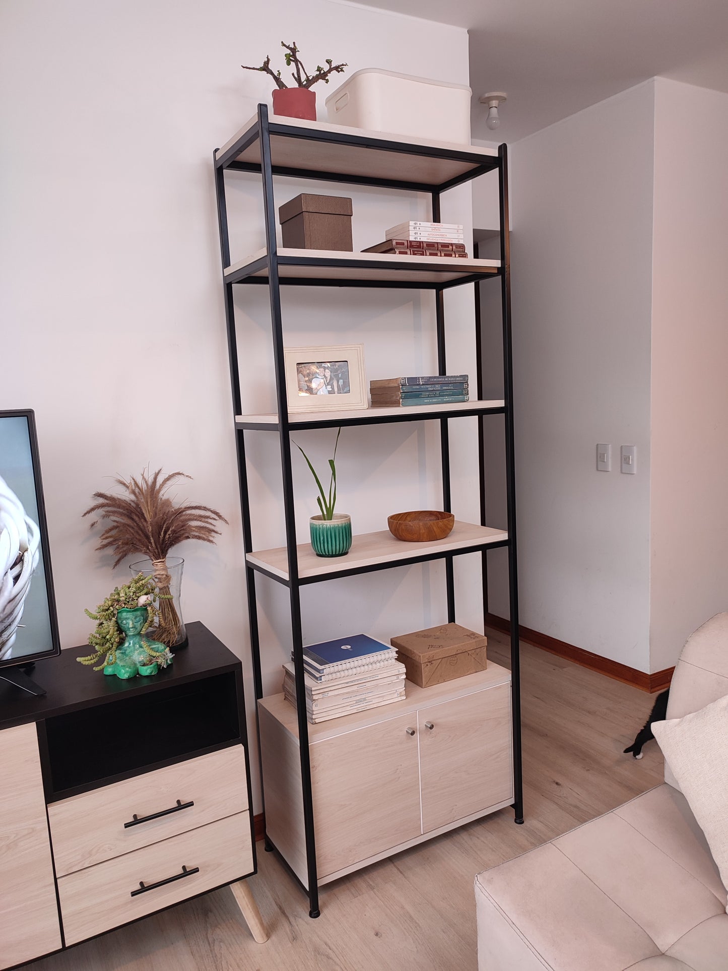 Estante/Librero Ficus