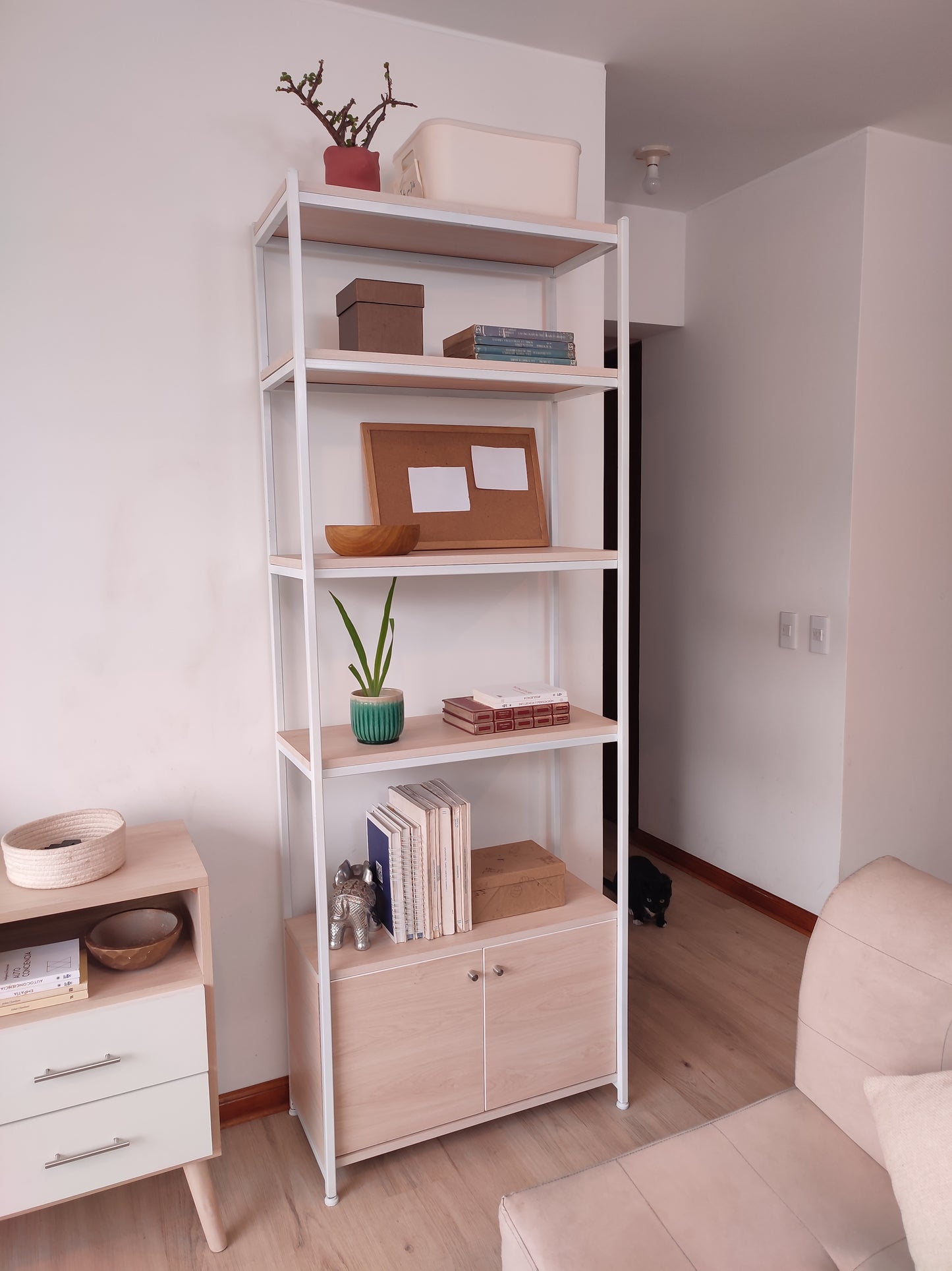 Estante/Librero Ficus