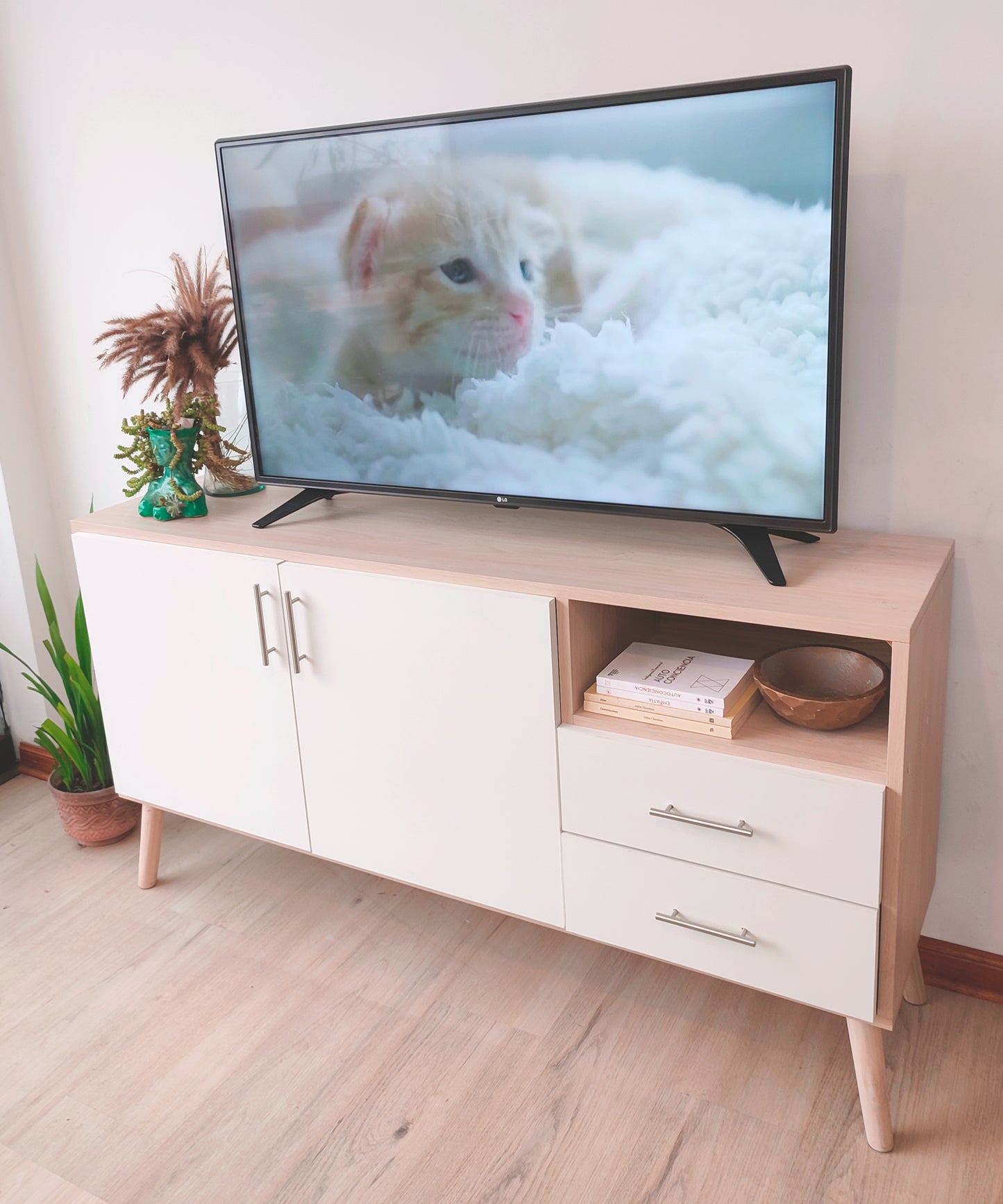 Mesa para TV/Sala Bromelias