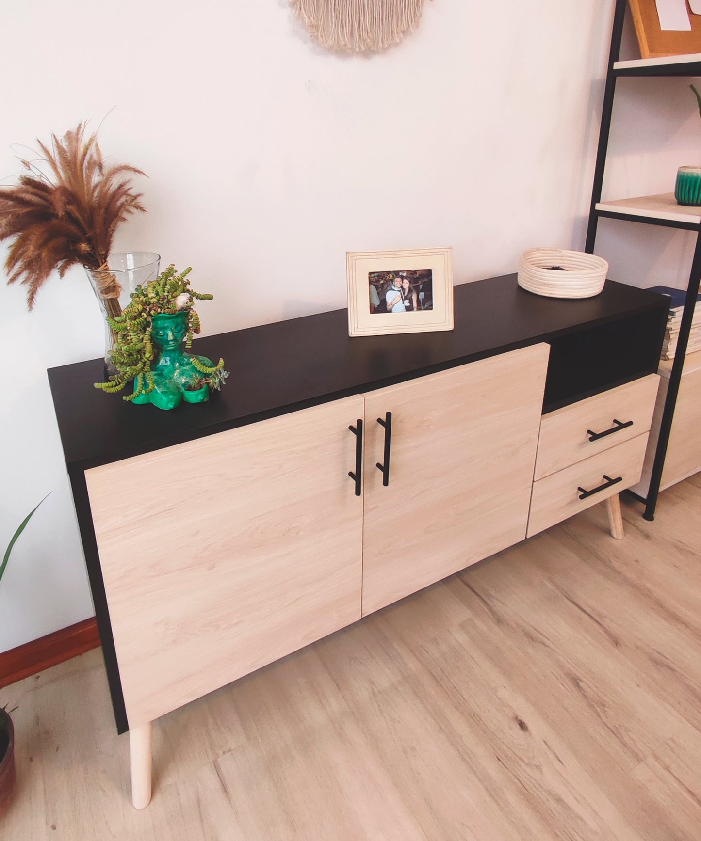 Mesa para TV/Sala Bromelias