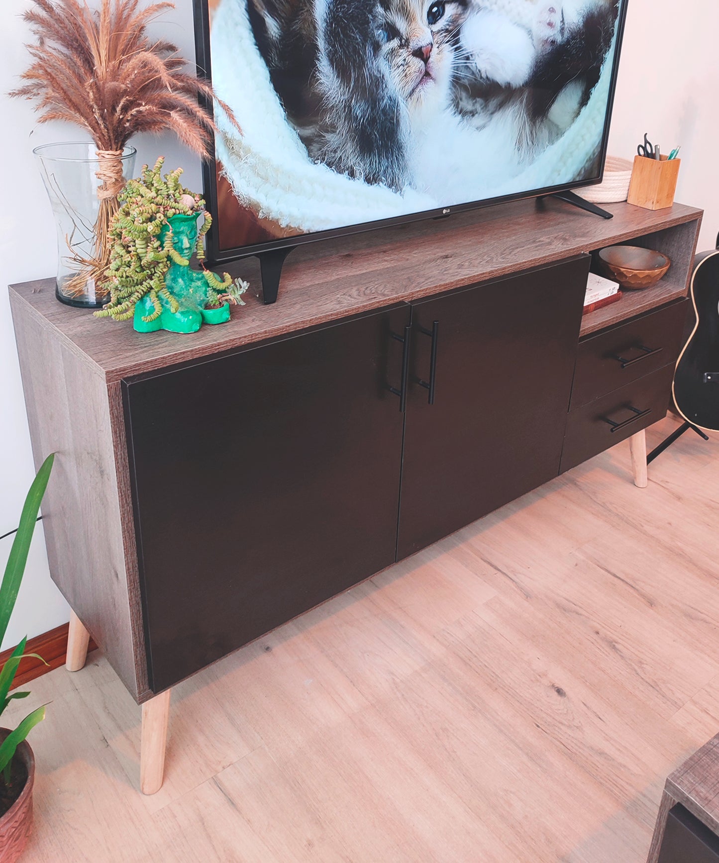 Mesa para TV/Sala Bromelias