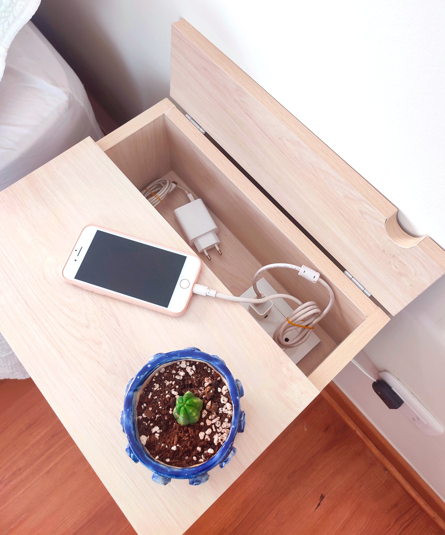 Mesa de Noche Abedul