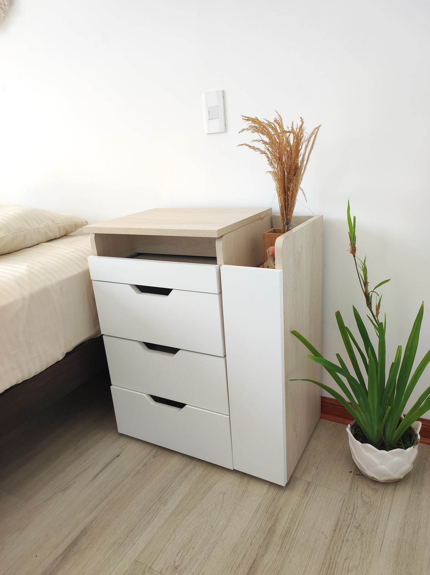 Mesa de noche/Tocador Orquídea Primavera